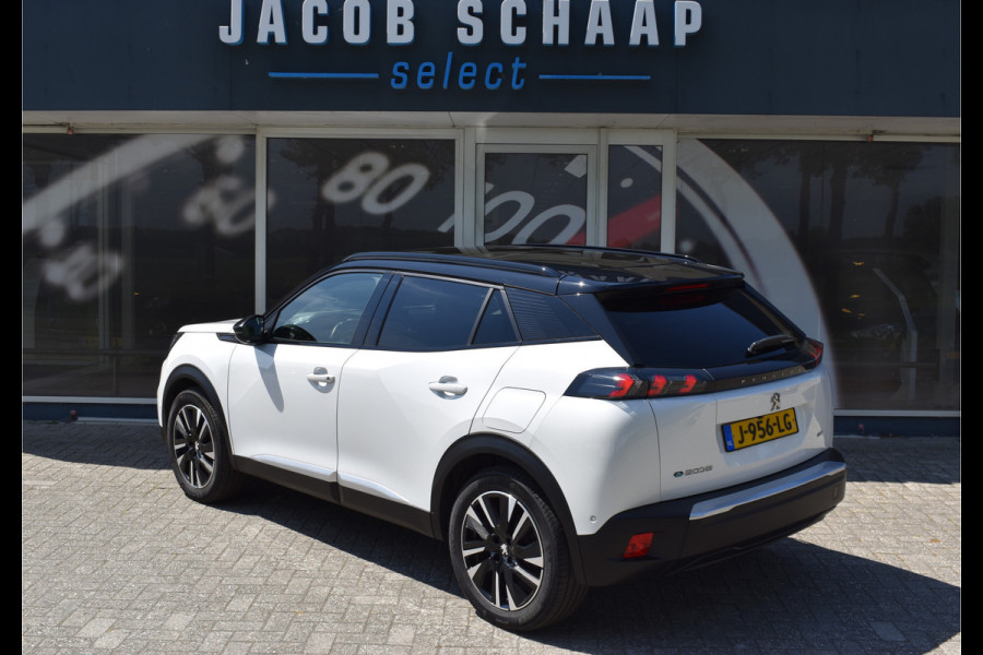 Peugeot e-2008 GT-Line EV 50 kWh / Cruise control / Panoramisch schuifdak / Lane assist