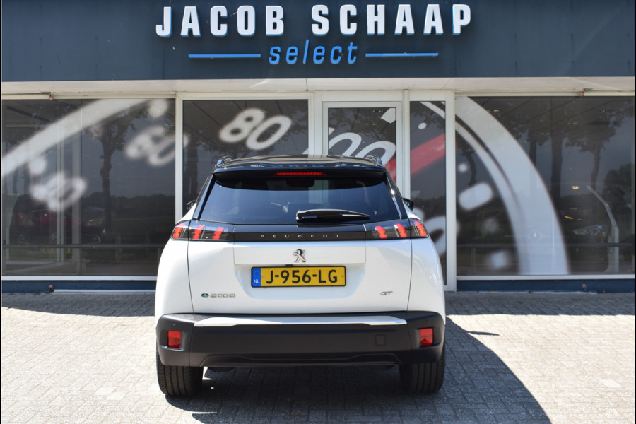Peugeot e-2008 GT-Line EV 50 kWh / Cruise control / Panoramisch schuifdak / Lane assist