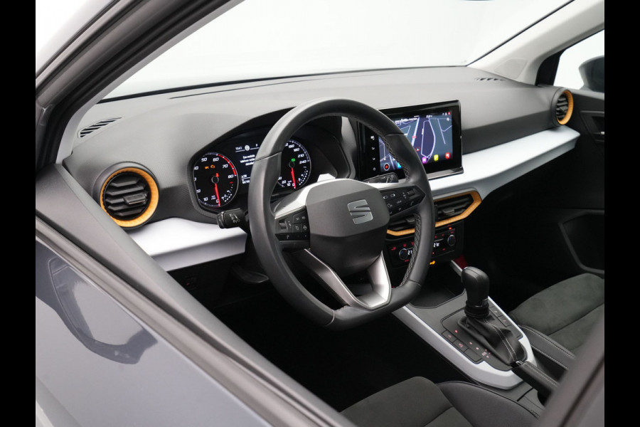 Seat Arona 1.0 TSI 110pk DSG Style Leer Alcantara Carplay Navigatie Camera Parkassist
