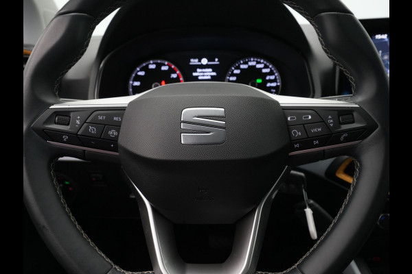 Seat Arona 1.0 TSI 110pk DSG Style Leer Alcantara Carplay Navigatie Camera Parkassist