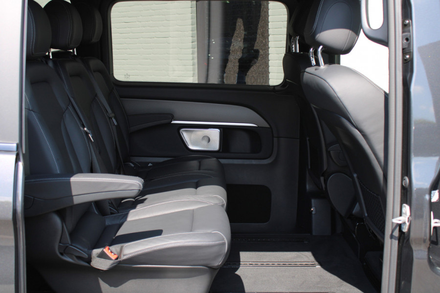 Mercedes-Benz V-Klasse 300d / XXL / DC / AMG / 2x Elec Schuifd / Elec Stoelen / 360 Cam / Burmester / Vol Opties / NIEUWSTAAT