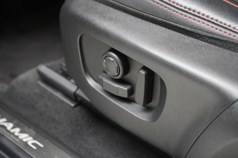 Land Rover Discovery Sport P300e 1.5 309pk R-Dynamic | Leder | Panoramadak | Memory | Premium sound |
