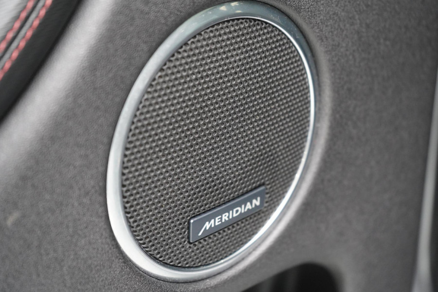 Land Rover Discovery Sport P300e 1.5 309pk R-Dynamic | Leder | Panoramadak | Memory | Premium sound |