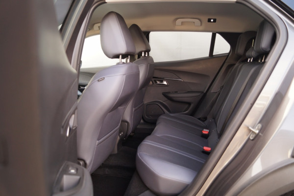 Peugeot 2008 1.5 HDi Blue lease Allure -NAVI-ECC-