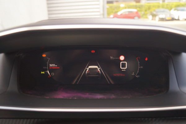 Peugeot 2008 1.5 HDi Blue lease Allure -NAVI-ECC-