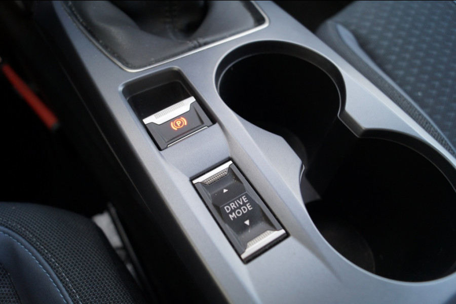 Peugeot 2008 1.5 HDi Blue lease Allure -NAVI-ECC-