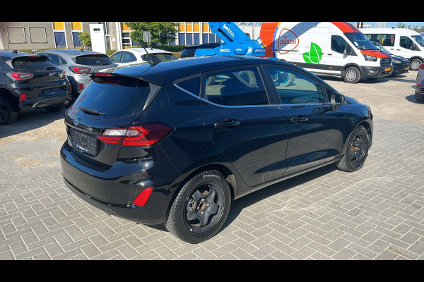 Ford Fiesta 1.0 EcoBoost Hybrid Titanium | Winter Pack | Navigatie | Camera