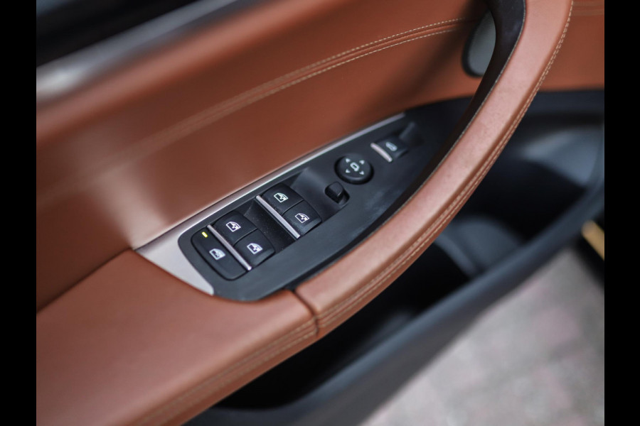 BMW X4 xDrive20i High Executive | M-Sport | Luxe Leder | Pano | Trekhaak | H/K | Camera | Stoelverw.