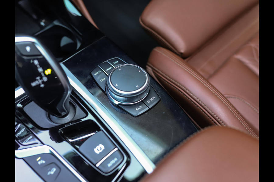 BMW X4 xDrive20i High Executive | M-Sport | Luxe Leder | Pano | Trekhaak | H/K | Camera | Stoelverw.