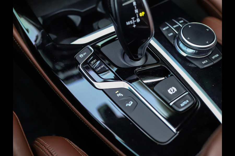BMW X4 xDrive20i High Executive | M-Sport | Luxe Leder | Pano | Trekhaak | H/K | Camera | Stoelverw.