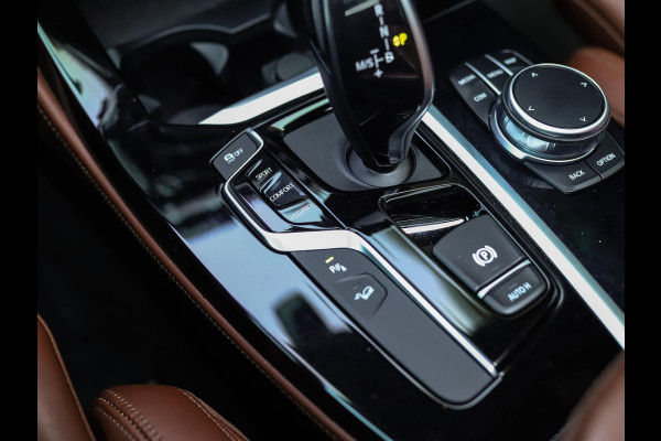 BMW X4 xDrive20i High Executive | M-Sport | Luxe Leder | Pano | Trekhaak | H/K | Camera | Stoelverw.