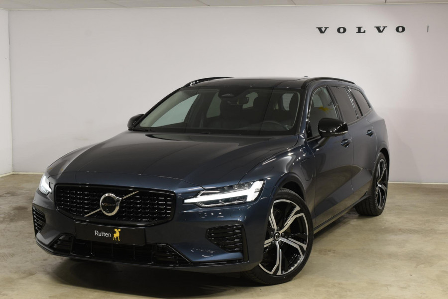 Volvo V60 T6 350PK Automaat Plug-in hybrid AWD Plus Dark / Panoramadak / 360 camera / Donker getint glas / 19'' velgen / Harman Kardon