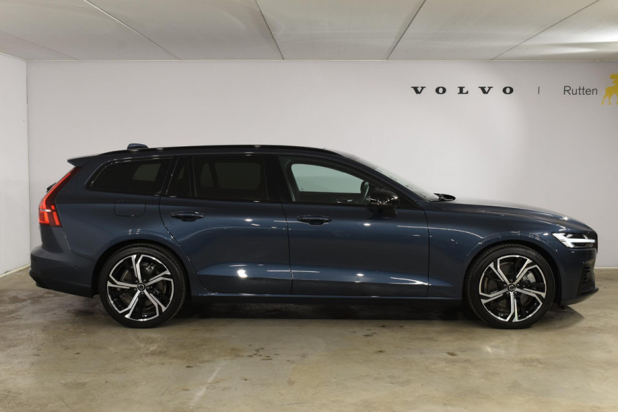 Volvo V60 T6 350PK Automaat Plug-in hybrid AWD Plus Dark / Panoramadak / 360 camera / Donker getint glas / 19'' velgen / Harman Kardon