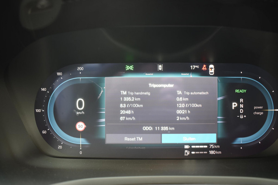 Volvo V60 T6 350PK Automaat Plug-in hybrid AWD Plus Dark / Panoramadak / 360 camera / Donker getint glas / 19'' velgen / Harman Kardon