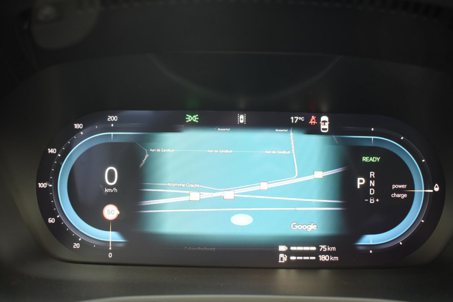 Volvo V60 T6 350PK Automaat Plug-in hybrid AWD Plus Dark / Panoramadak / 360 camera / Donker getint glas / 19'' velgen / Harman Kardon