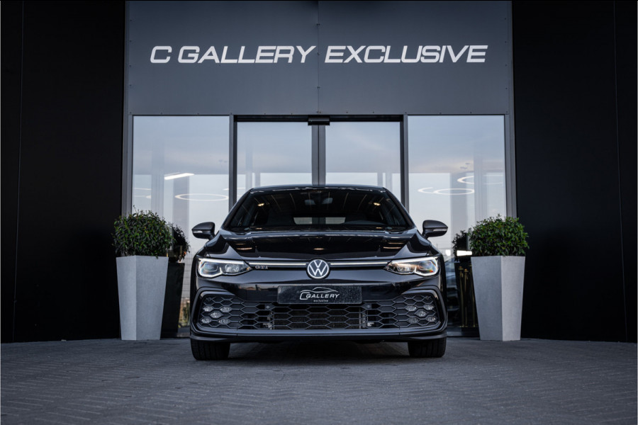 Volkswagen Golf 8 2.0 TSI GTI - Panorama | ACC | Sfeerverlichting | Carplay