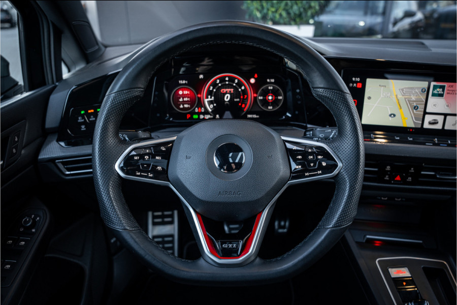 Volkswagen Golf 8 2.0 TSI GTI - Panorama | ACC | Sfeerverlichting | Carplay