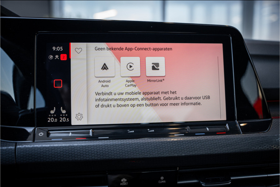 Volkswagen Golf 8 2.0 TSI GTI - Panorama | ACC | Sfeerverlichting | Carplay