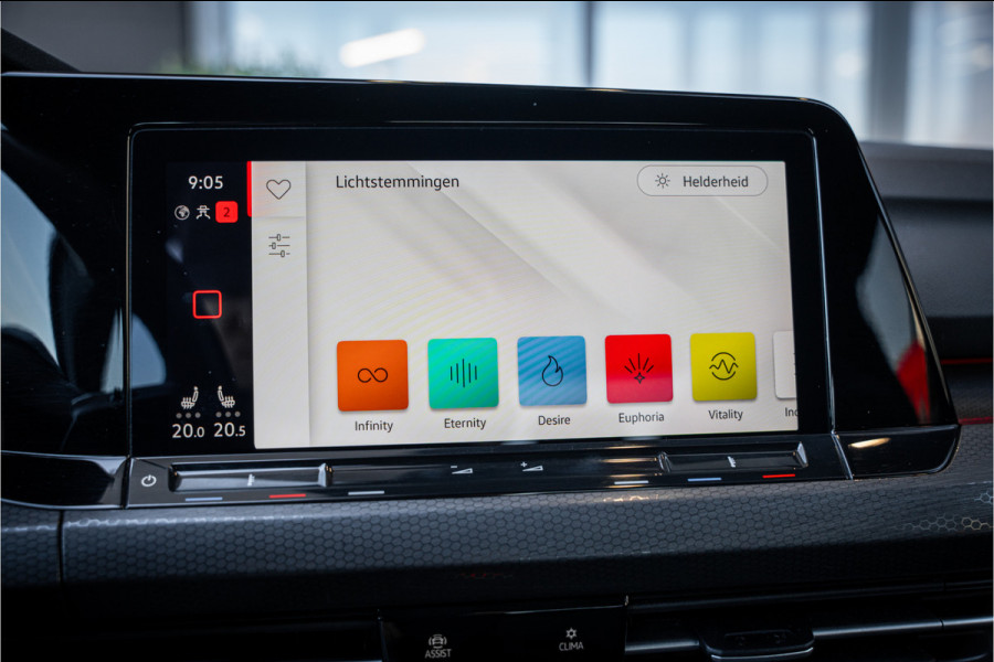 Volkswagen Golf 8 2.0 TSI GTI - Panorama | ACC | Sfeerverlichting | Carplay