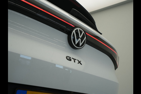 Volkswagen ID.4 GTX 4Motion 77 kWh 360Camera Panorama Sideassist Stoelverwarming  Headup Display 196