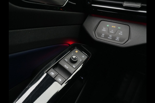 Volkswagen ID.4 GTX 4Motion 77 kWh 360Camera Panorama Sideassist Stoelverwarming  Headup Display 196