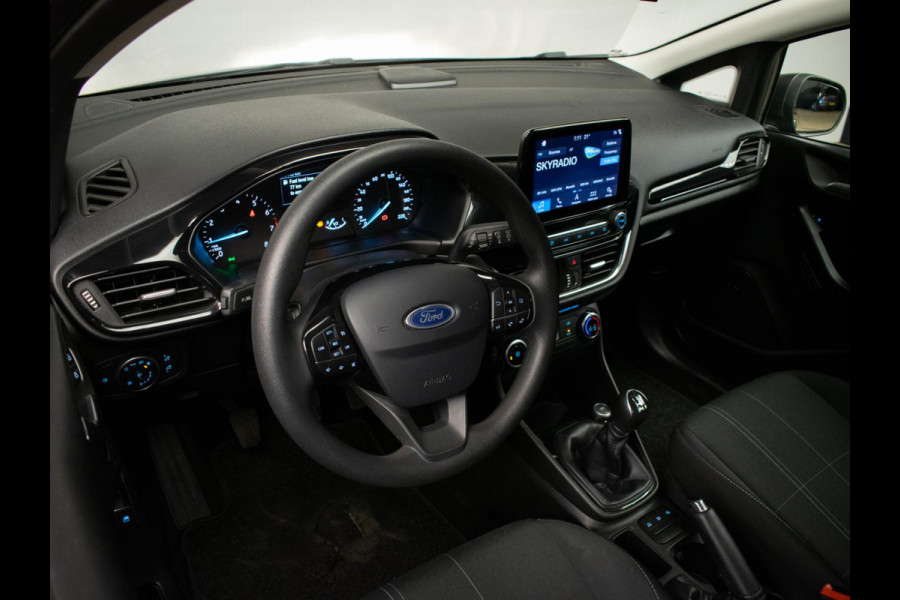 Ford Fiesta 1.1 Sport (APPLE CARPLAY,NAVI,CRUISE,PDC,LED,LANE ASSIST,NIEUWE APK,NETTE STAAT)