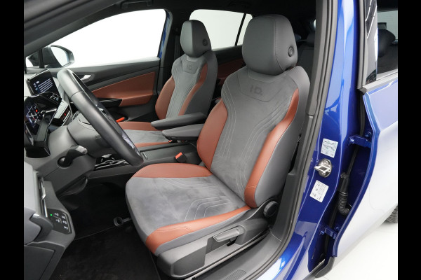 Volkswagen ID.4 First 77 kWh 204pk Navigatie Trekhaak Warmtepomp Stuurverwarming 144