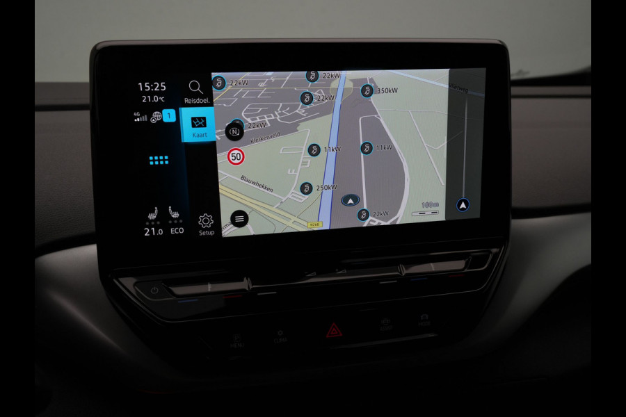 Volkswagen ID.4 First 77 kWh 204pk Navigatie Trekhaak Warmtepomp Stuurverwarming 144
