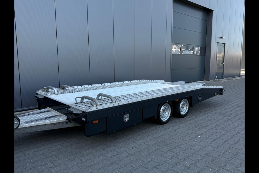 Mercedes-Benz Sprinter 519CDI V6 | 190PK | Luchtvering | Tijhof | 29.543KM NAP | 1e Eigenaar | Autotransporter | Oprijwagen | 2022.