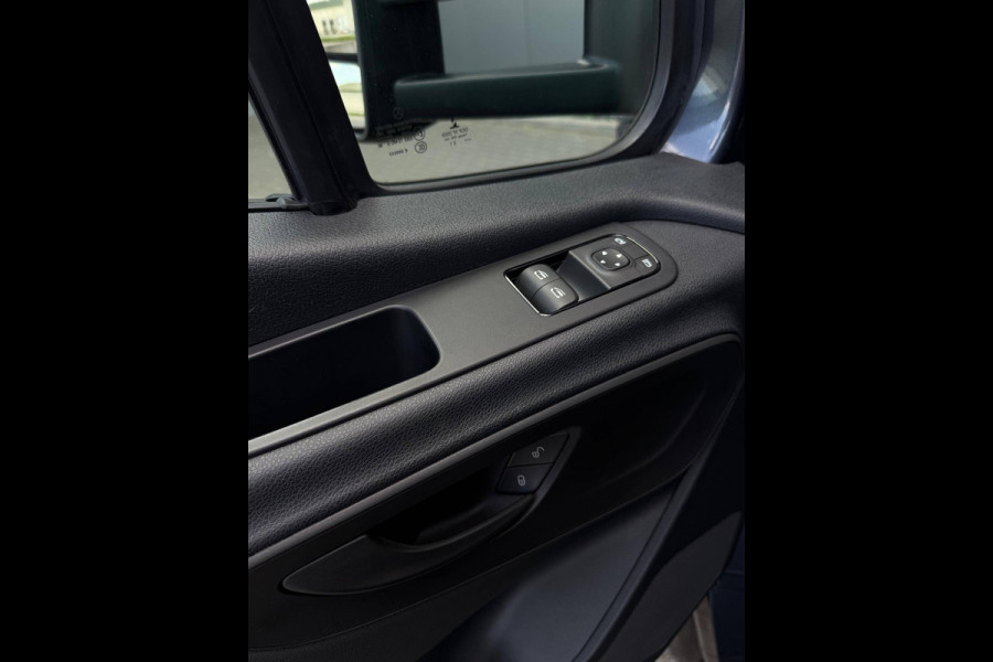 Mercedes-Benz Sprinter 519CDI V6 | 190PK | Luchtvering | Tijhof | 29.543KM NAP | 1e Eigenaar | Autotransporter | Oprijwagen | 2022.