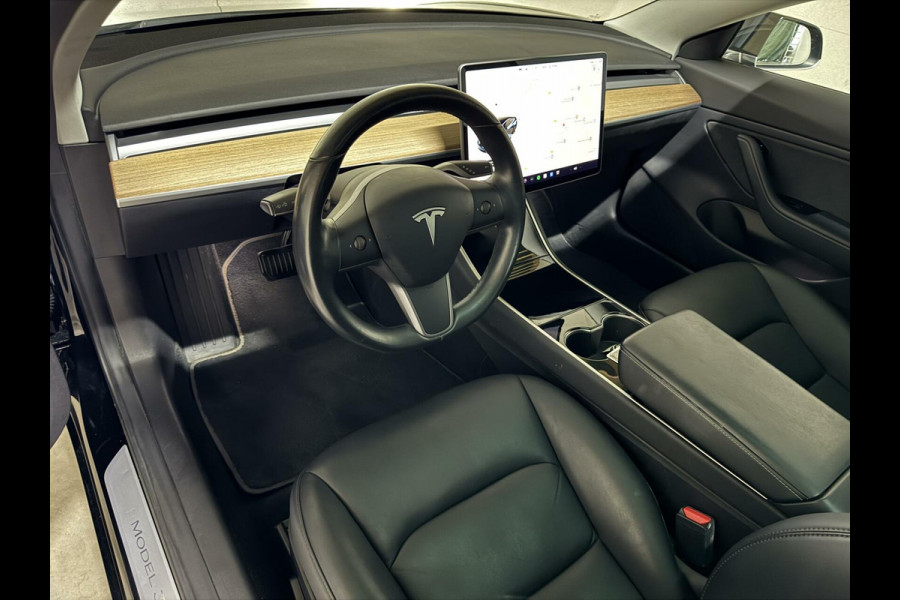 Tesla Model 3 Standard RWD Plus 60 kWh Autopilot Pano NAP