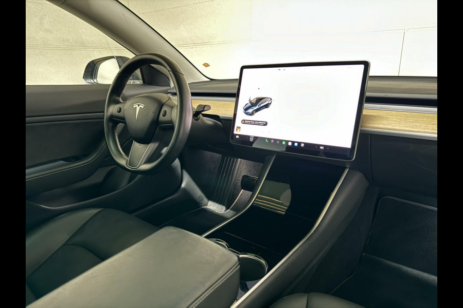Tesla Model 3 Standard RWD Plus 60 kWh Autopilot Pano NAP