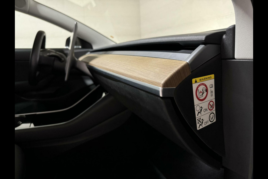 Tesla Model 3 Standard RWD Plus 60 kWh Autopilot Pano NAP