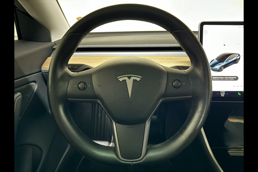 Tesla Model 3 Standard RWD Plus 60 kWh Autopilot Pano NAP
