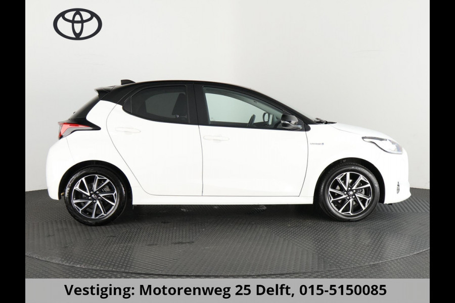 Toyota Yaris 1.5 HYBRID DYNAMIC-PACK BI-TONE AUTOMAAT BIJNA 2021. NAVI.CAMERA.LMV.CRUISE GARANTIE TOT 10-2030