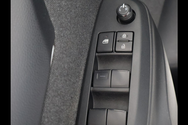 Toyota Yaris 1.5 HYBRID DYNAMIC-PACK BI-TONE AUTOMAAT BIJNA 2021. NAVI.CAMERA.LMV.CRUISE GARANTIE TOT 10-2030