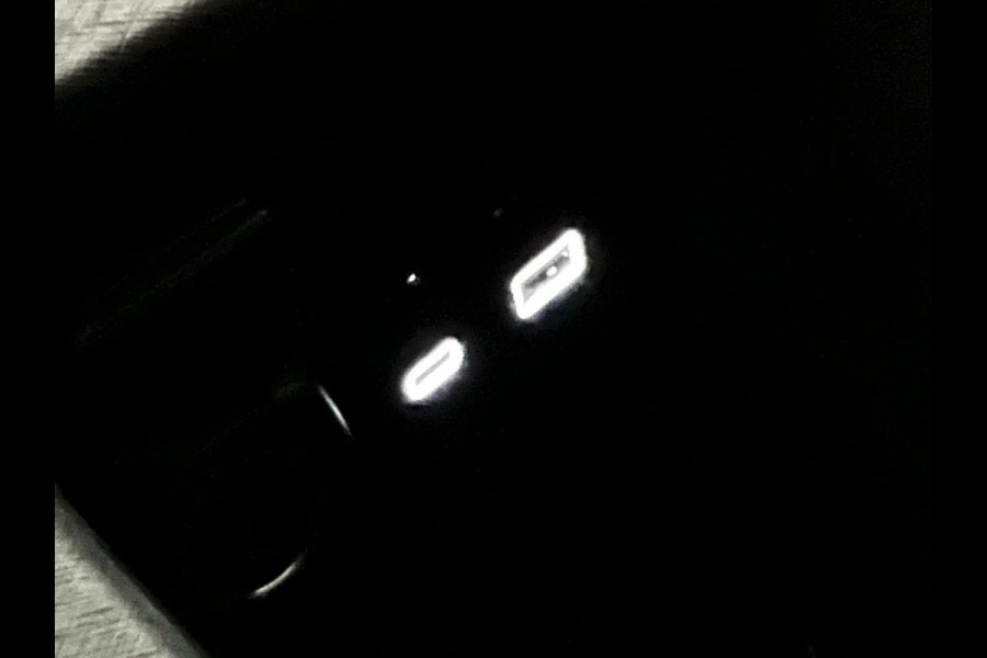 Lynk & Co 01 1.5 Plug-in Pano 360°  Sfeerverlichting NAP
