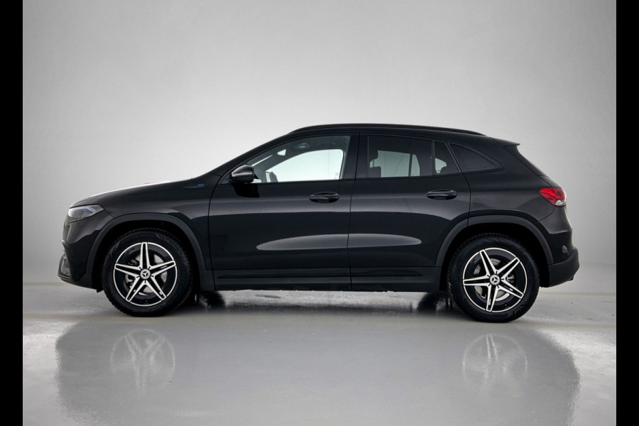 Mercedes-Benz EQA 250 Business Solution AMG 67 kWh | MBUX wide screen | Navigatie | 5 spaaks lichtmetalen velgen | Parking support | Camera | Inclusief 24 maanden MB Certified garantie voor Europa.