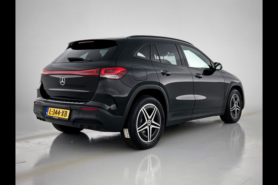 Mercedes-Benz EQA 250 Business Solution AMG 67 kWh | MBUX wide screen | Navigatie | 5 spaaks lichtmetalen velgen | Parking support | Camera | Inclusief 24 maanden MB Certified garantie voor Europa.
