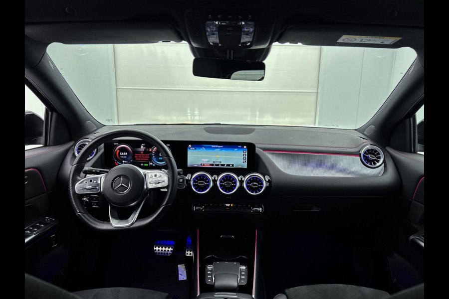 Mercedes-Benz EQA 250 Business Solution AMG 67 kWh | MBUX wide screen | Navigatie | 5 spaaks lichtmetalen velgen | Parking support | Camera | Inclusief 24 maanden MB Certified garantie voor Europa.