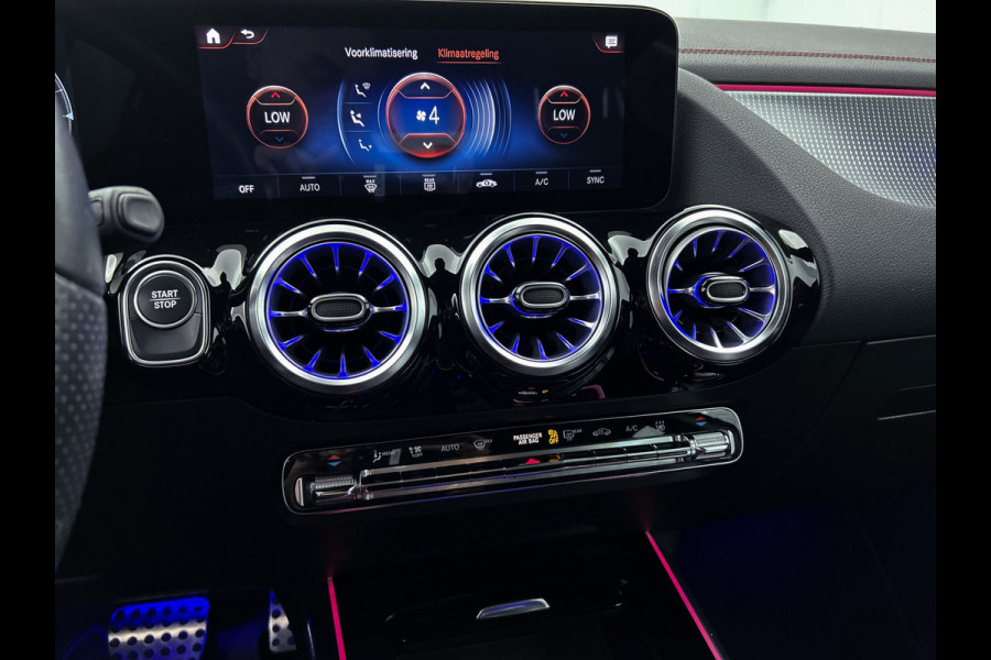 Mercedes-Benz EQA 250 Business Solution AMG 67 kWh | MBUX wide screen | Navigatie | 5 spaaks lichtmetalen velgen | Parking support | Camera | Inclusief 24 maanden MB Certified garantie voor Europa.