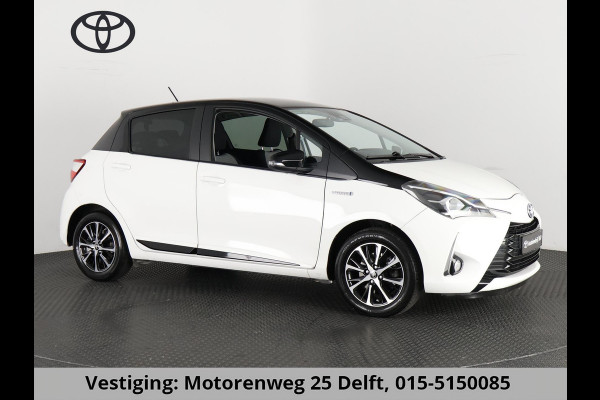 Toyota Yaris 1.5 HYBRID DESIGN SPORT BI-TONE AUTOMAAT CLOUD NAVIGATIE. BIJNA 2020.CAMERA. GARANTIE TOT 2030