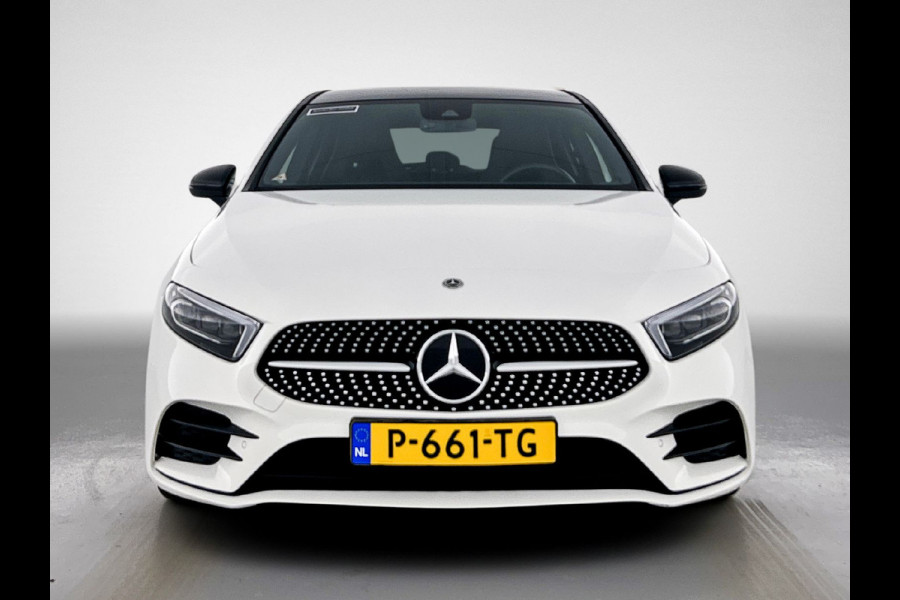 Mercedes-Benz A-Klasse 180 Premium Plus Panoramadak | elct. bedienbare voor stoelen met memory | Navigatie | Parking support met camera achter | Inclusief 24 maanden MB Certified garantie voor Europa