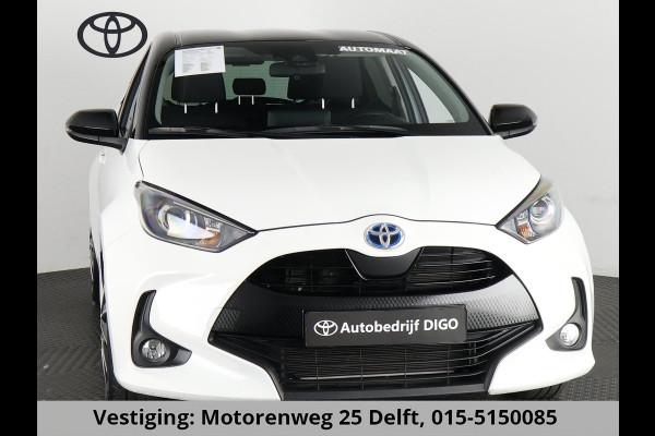 Toyota Yaris 1.5 HYBRIDE BLACK & WHITE GARANTIE 3-2034 AUTOMAAT. CLOUD NAVI. SLECHTS 17.000 KM.