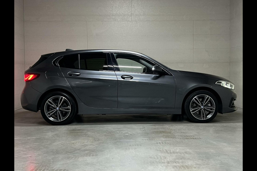BMW 1-serie 118i Sport Navi Cruise CarPlay Sfeerver Trek NAP
