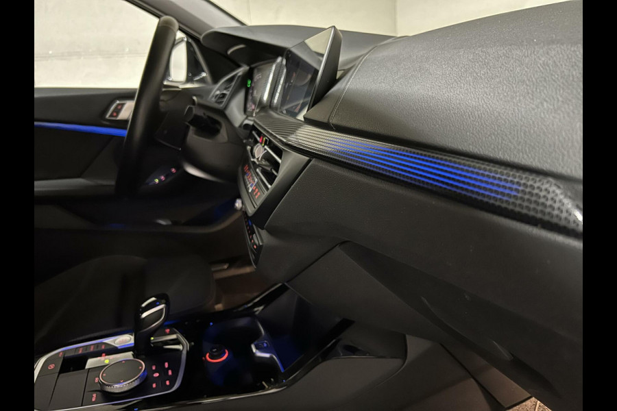 BMW 1-serie 118i Sport Navi Cruise CarPlay Sfeerver Trek NAP