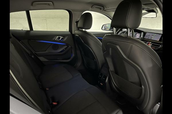 BMW 1-serie 118i Sport Navi Cruise CarPlay Sfeerver Trek NAP
