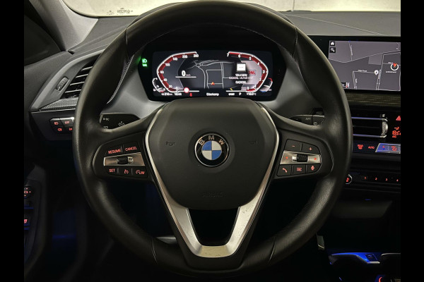 BMW 1-serie 118i Sport Navi Cruise CarPlay Sfeerver Trek NAP