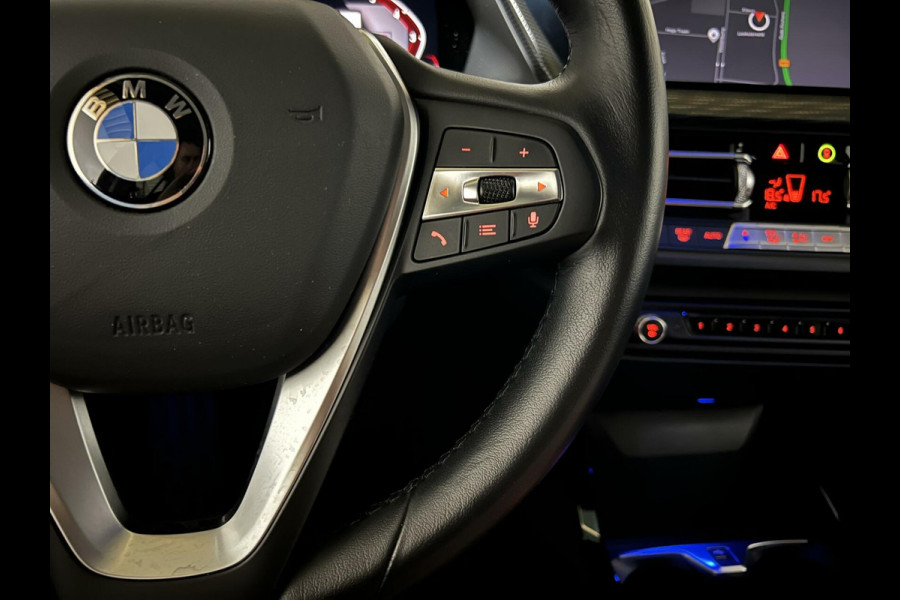BMW 1-serie 118i Sport Navi Cruise CarPlay Sfeerver Trek NAP