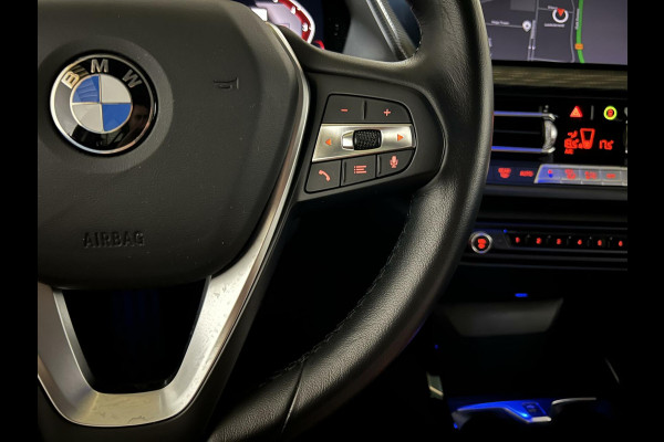 BMW 1-serie 118i Sport Navi Cruise CarPlay Sfeerver Trek NAP